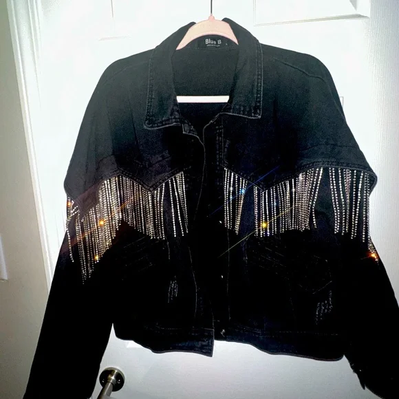 Black Jean jacket with rhinestone across front & back - Picture 1 of 8